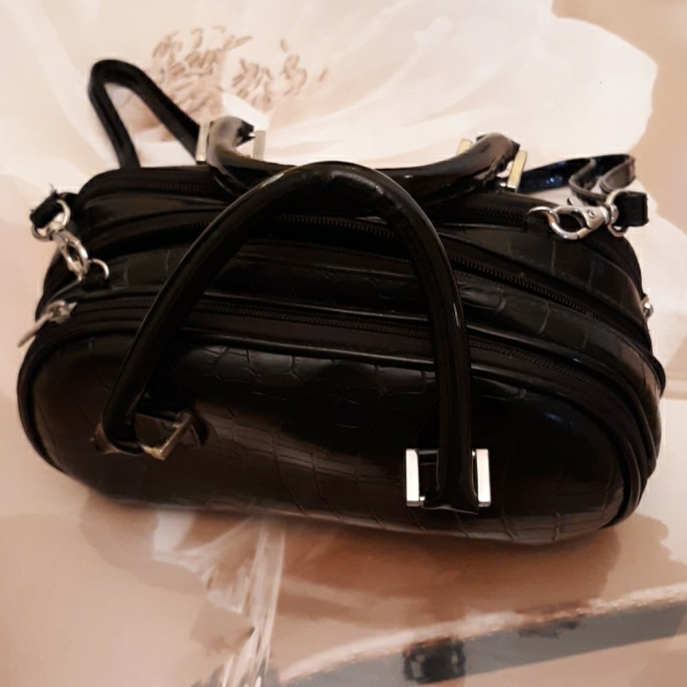 For Your Ease Travel Bag 3 compartment